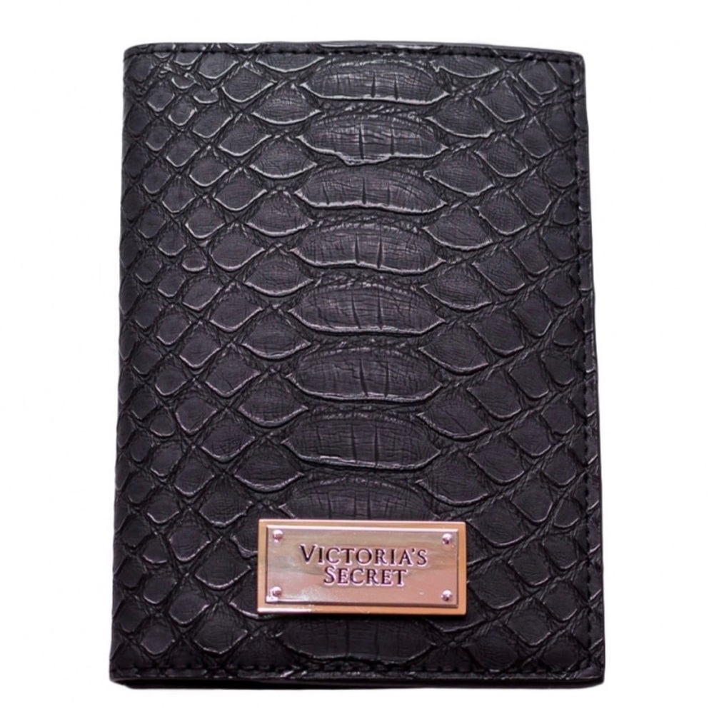 VS | Passport Cover